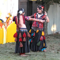 Mother and Daughter Get their Shimmy On