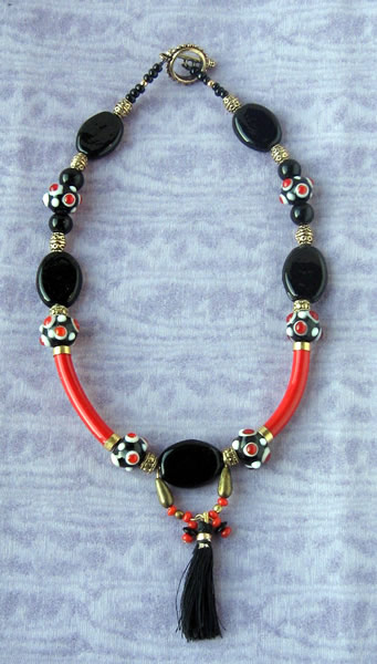 Black/Red Handcrafted Necklace 2